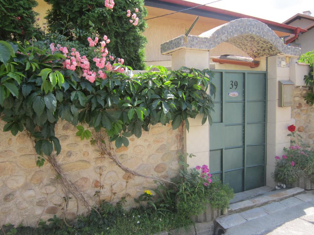 Guest House Bankja Exterior foto